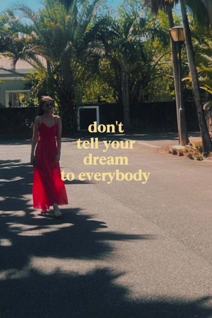 @Deevya 🖤