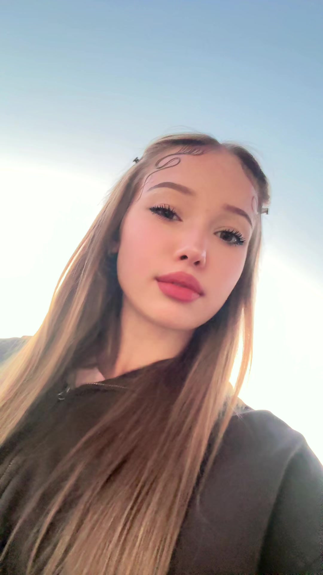 @кирюшка🎀
