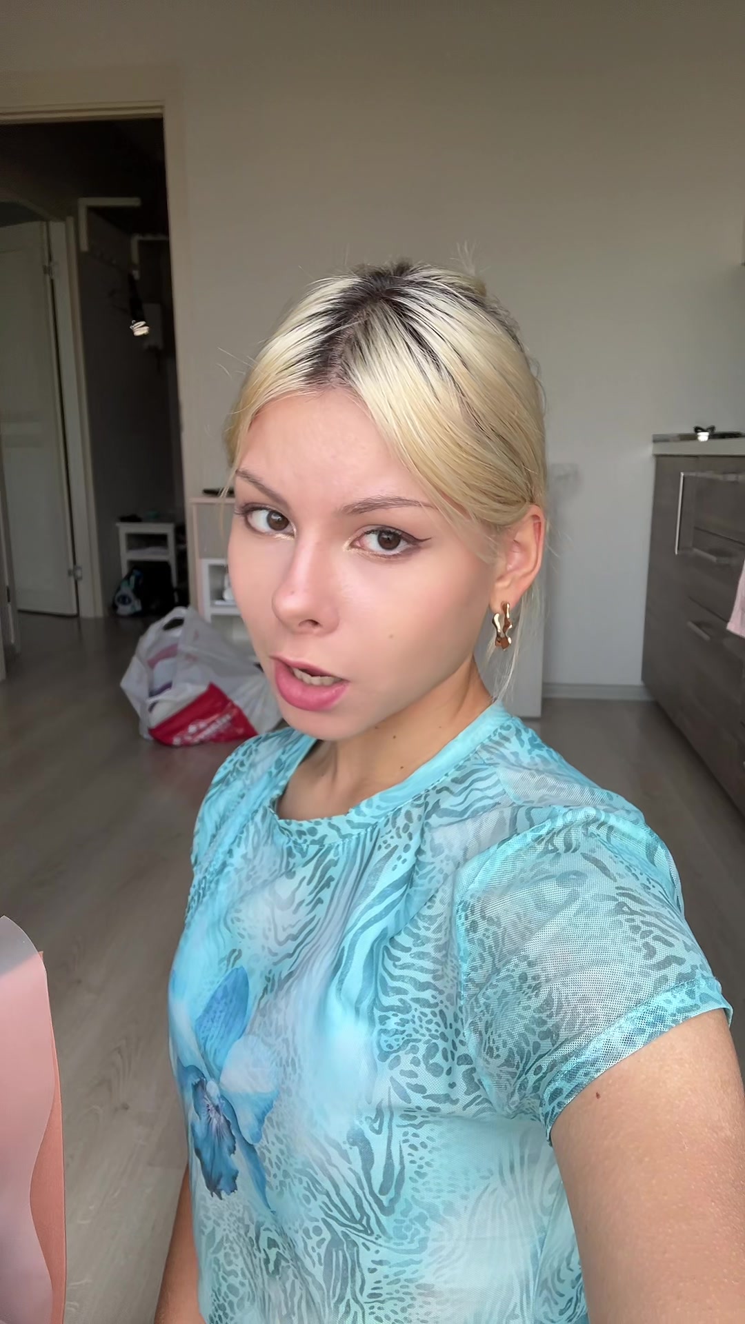 @RIA
