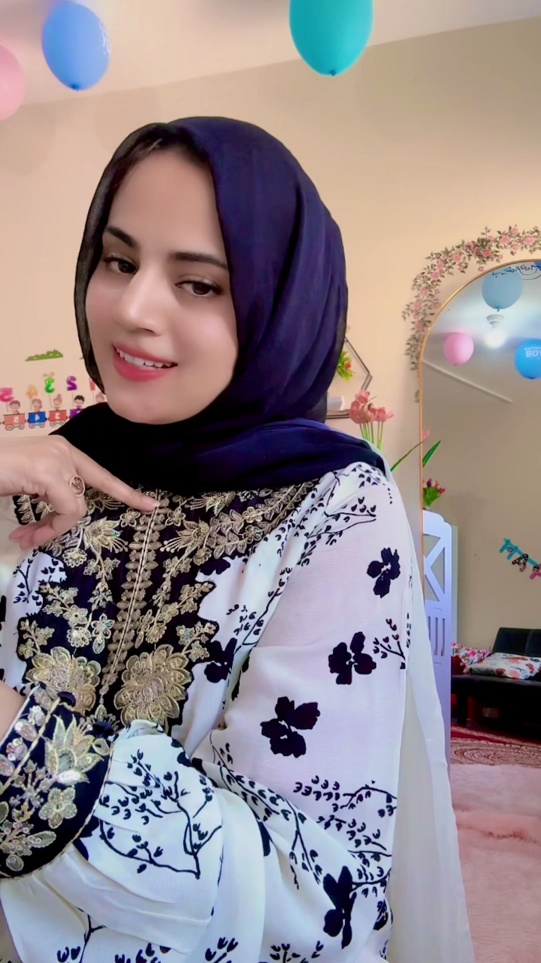 @Fozia princess Alone