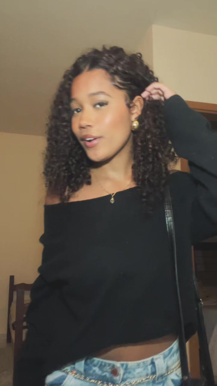 @iwishiwasanormalgirl