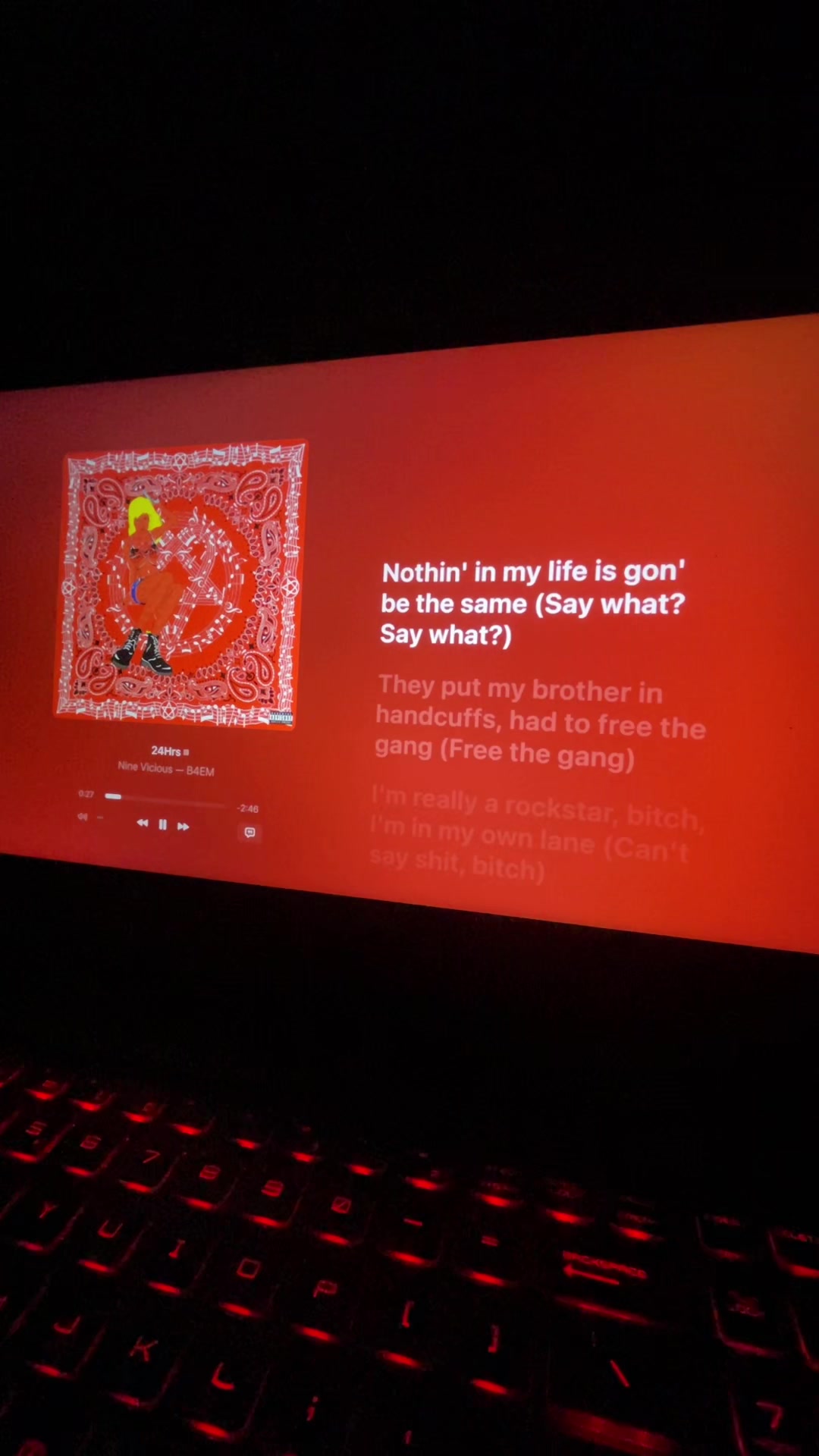 @msilaptoplyrics