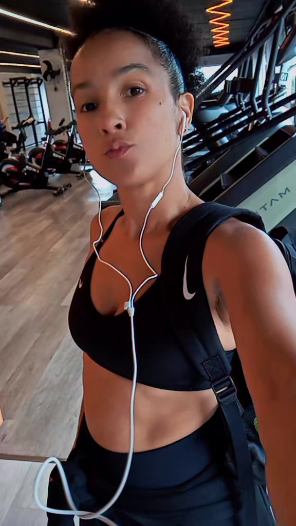 @Nádia