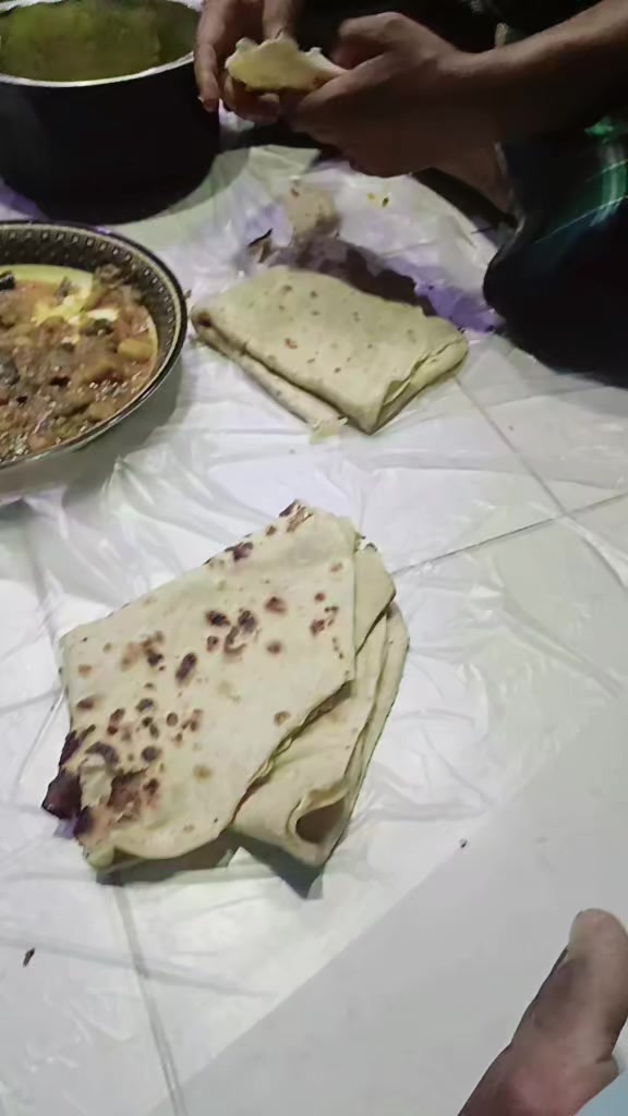 @غلام اكبر