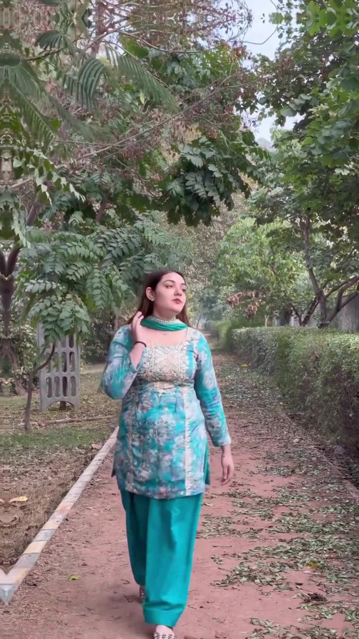 @Miss.mughal090