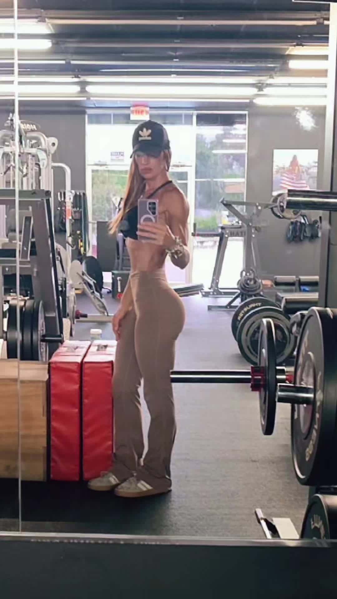 @ElizabethAnneFit