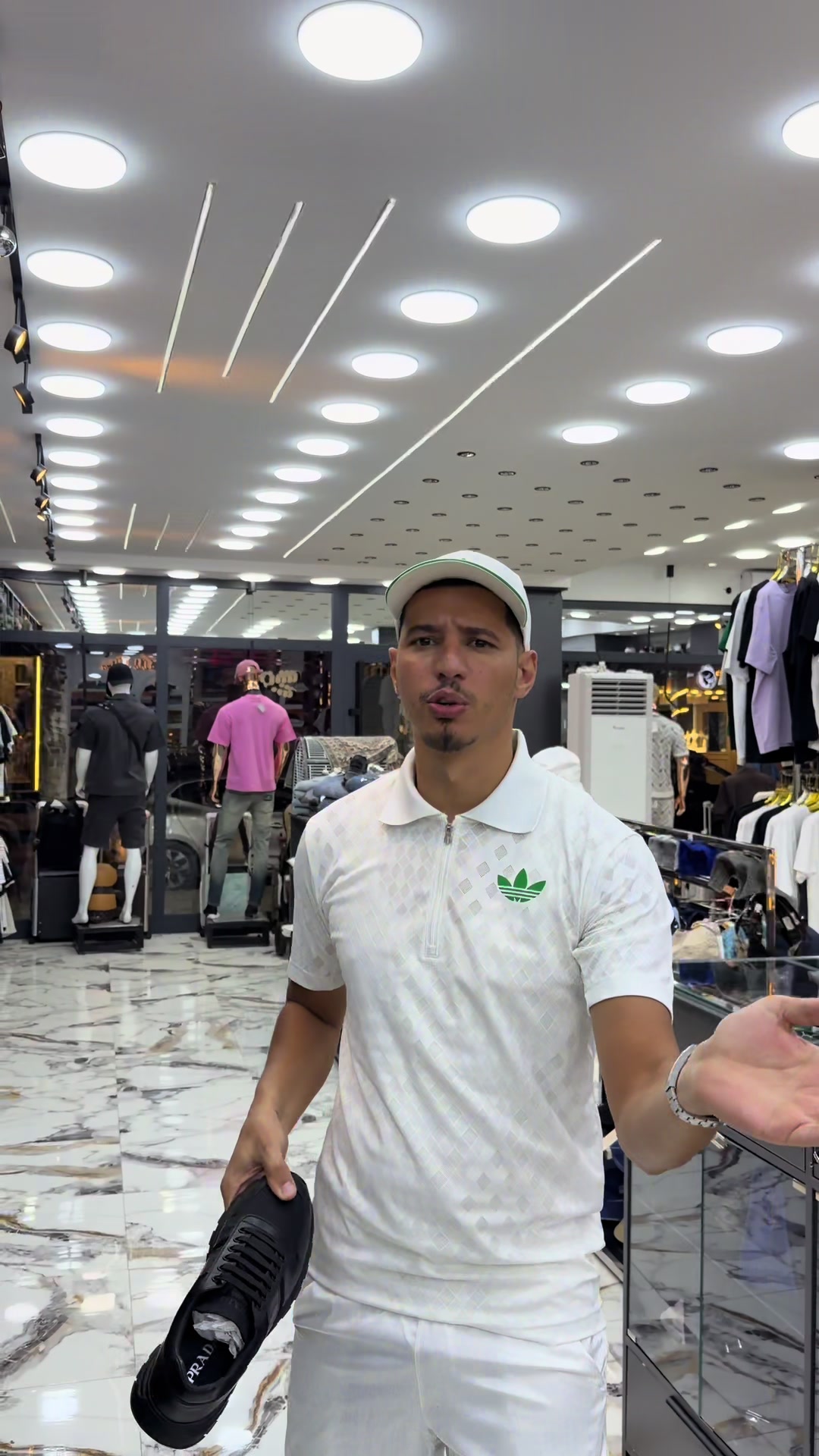 @Riad Shop