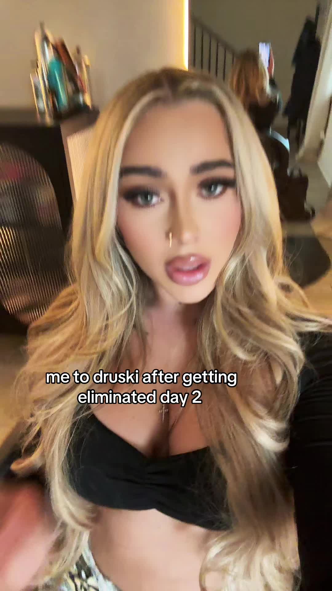 @momo