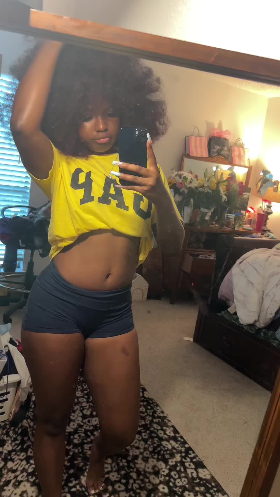 @toskaaaj