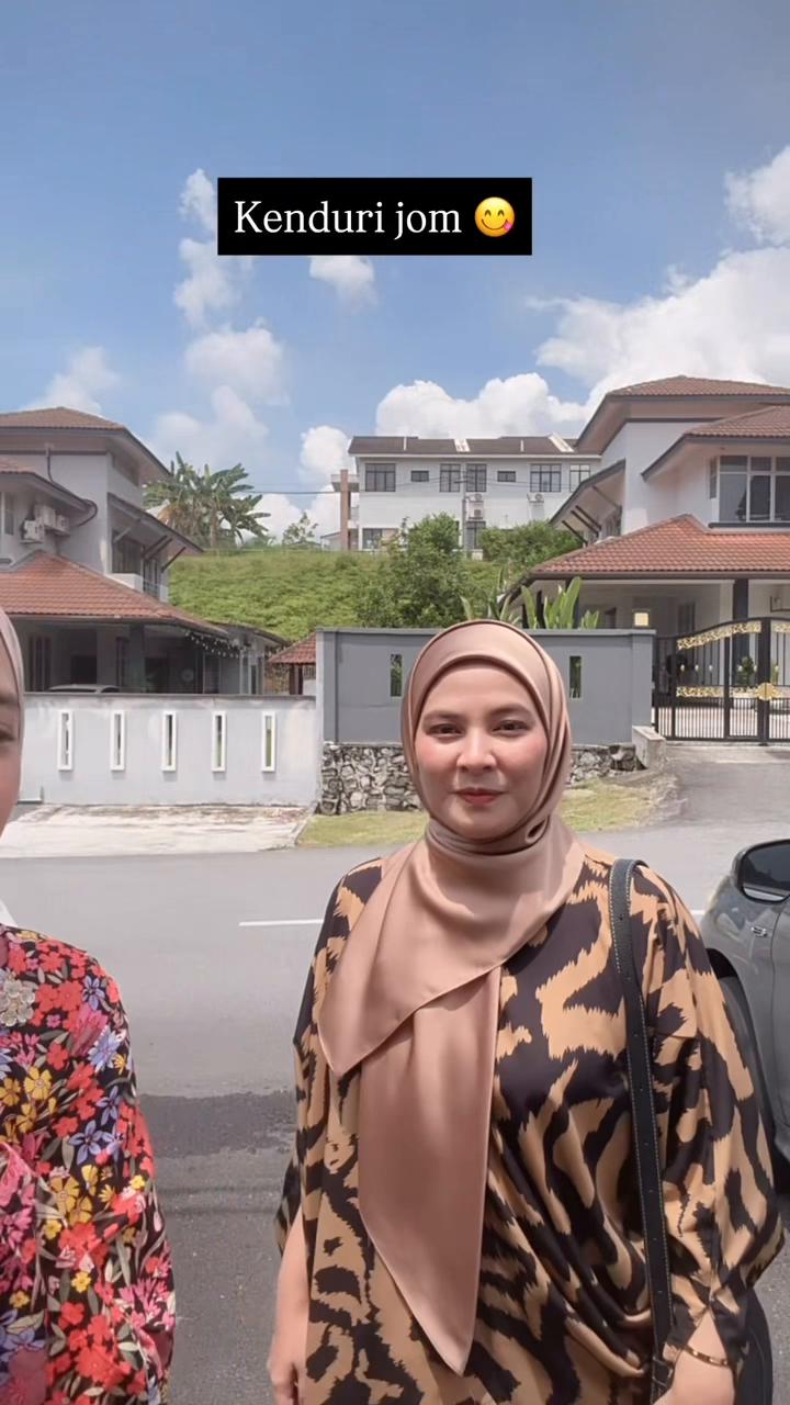 @Dina Syukrah|Sharing Is Caring