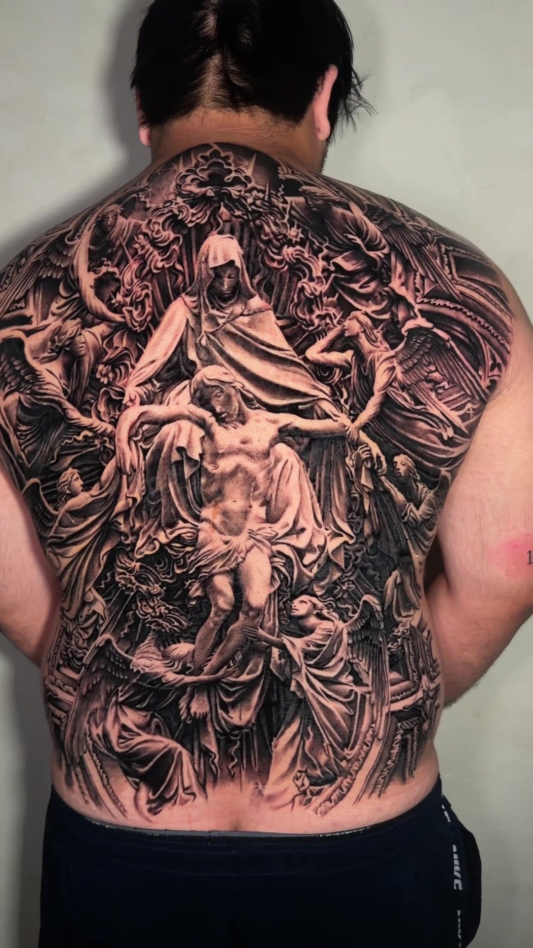 @Karlvtattoo