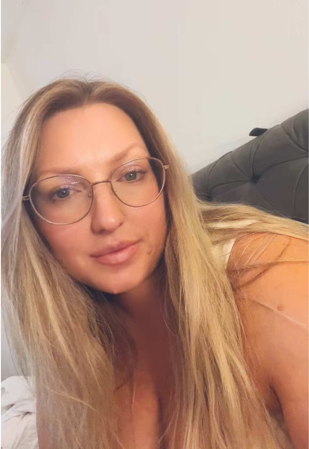 @becominghotagain