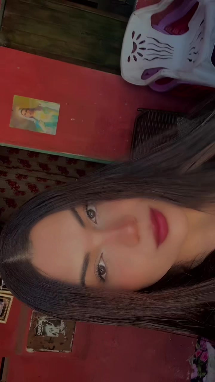 @paollaferraz__