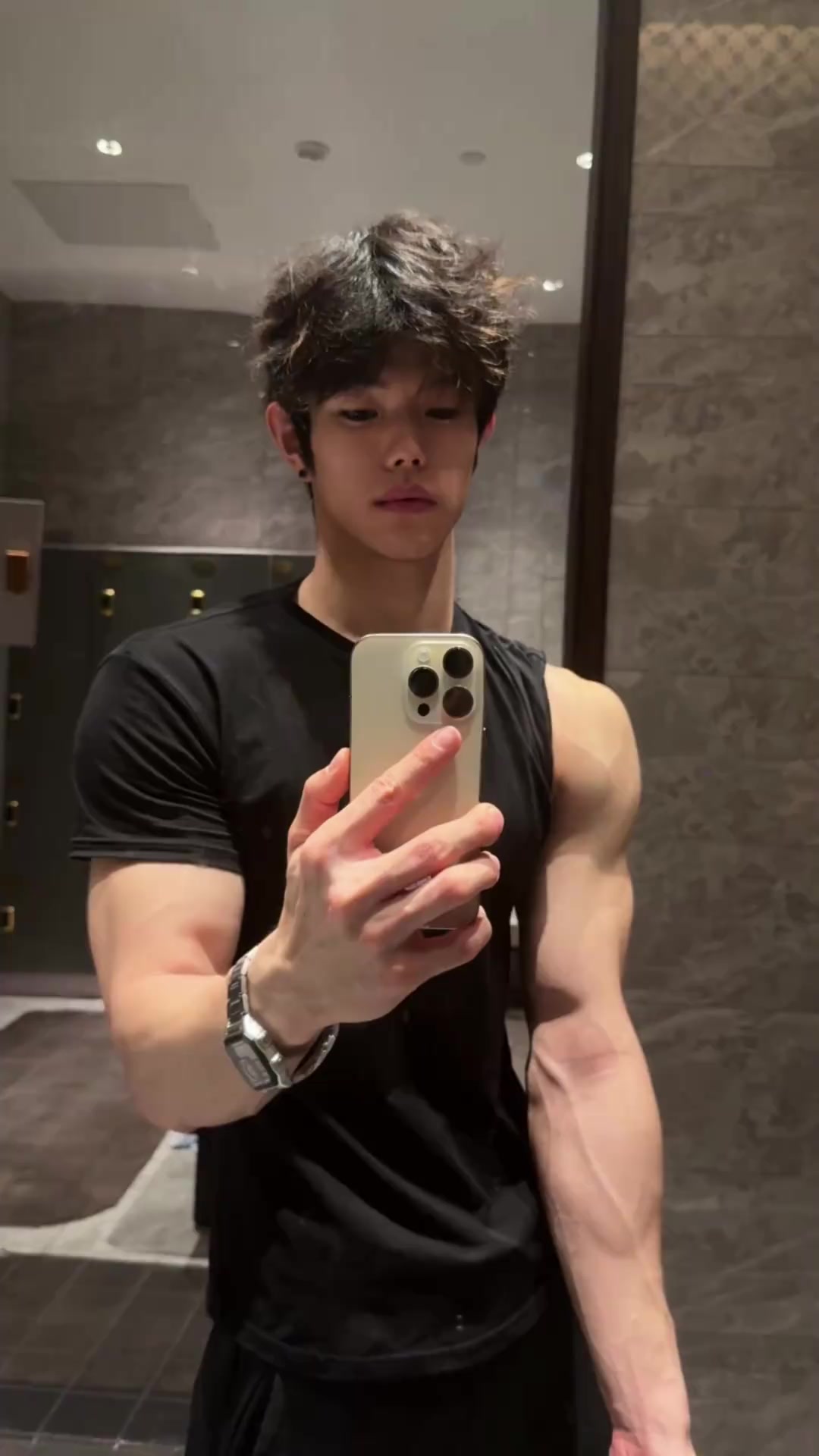 @𝐤𝐚𝐢𝐳𝐞𝐧