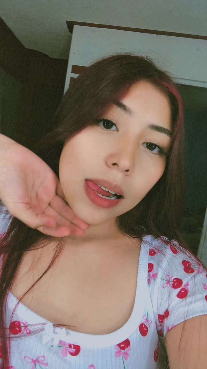 @Alesita💜🌸