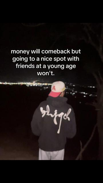 @JUSTINE.