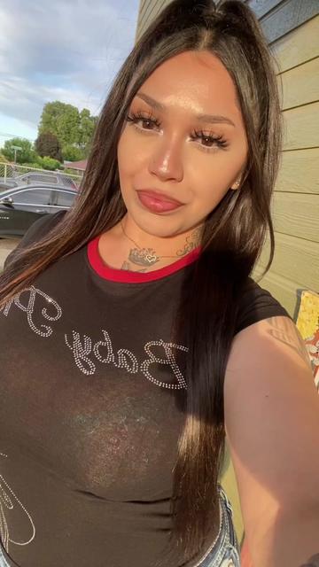 @Victoriaaa