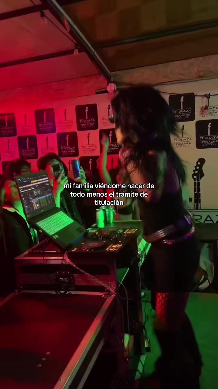 @NaydeMonss