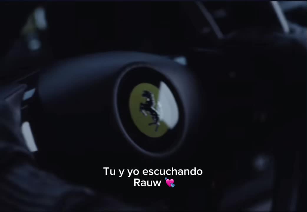 @𝓡 🦊