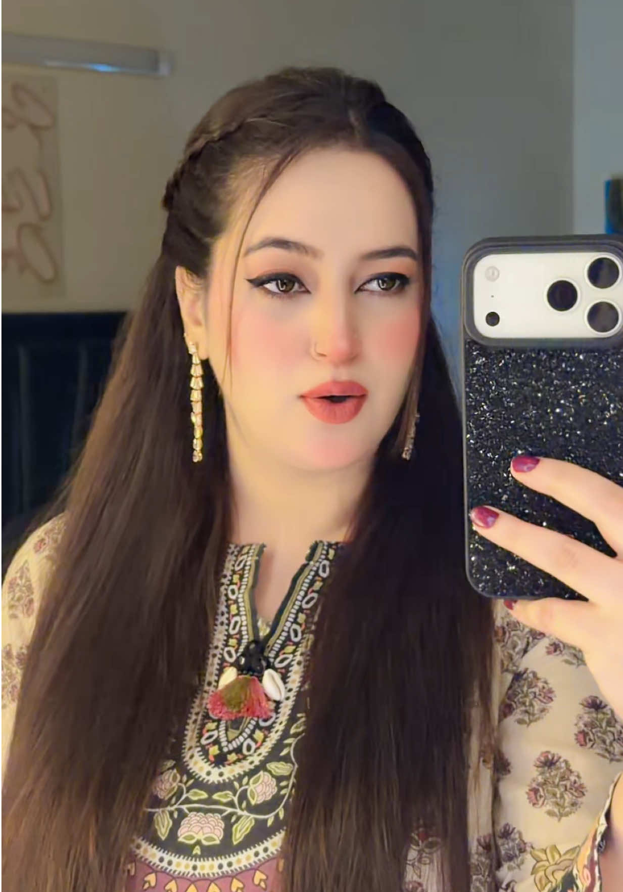 @ZARA SAEED &hearts;️