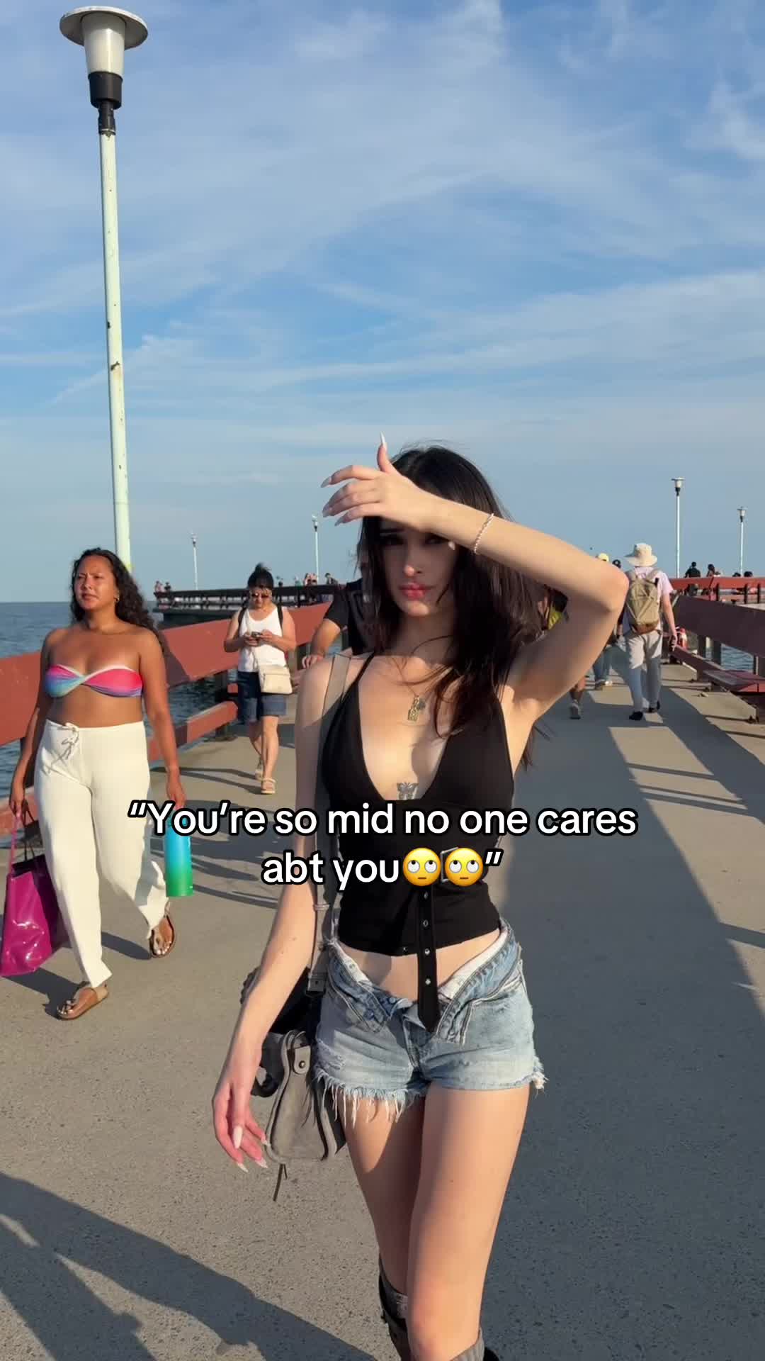 @Lola Moon