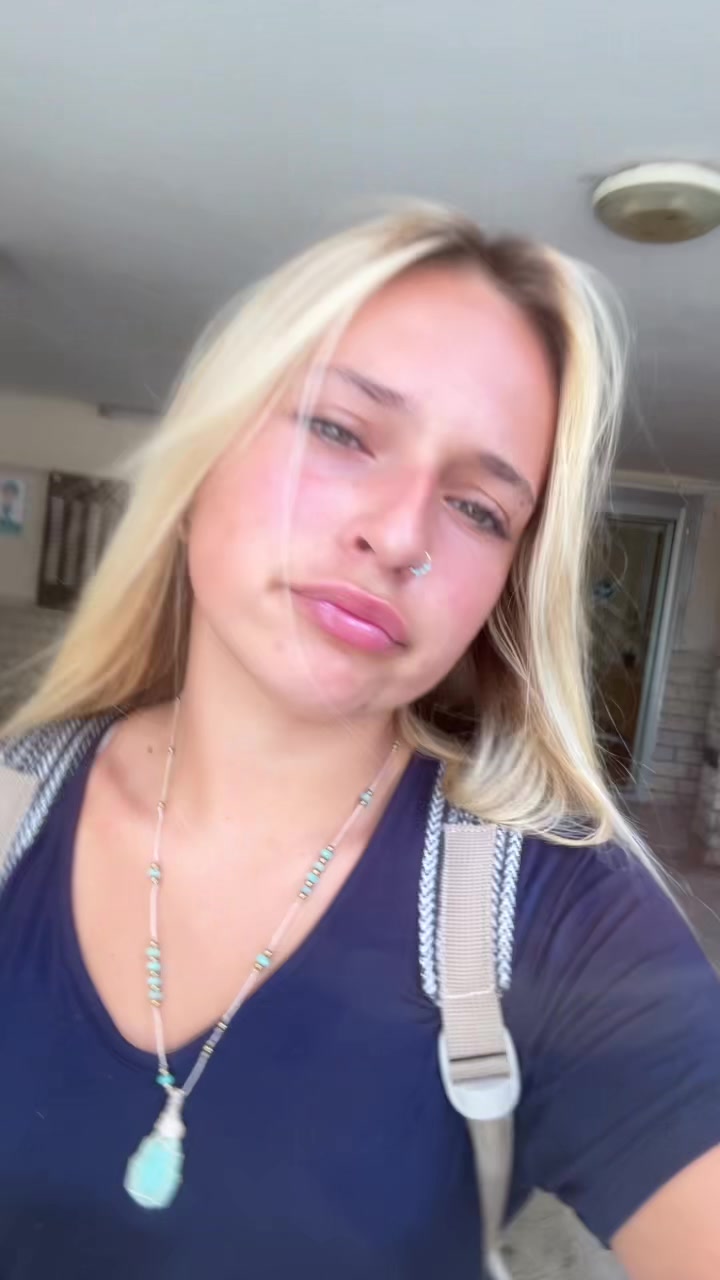 @Eliana