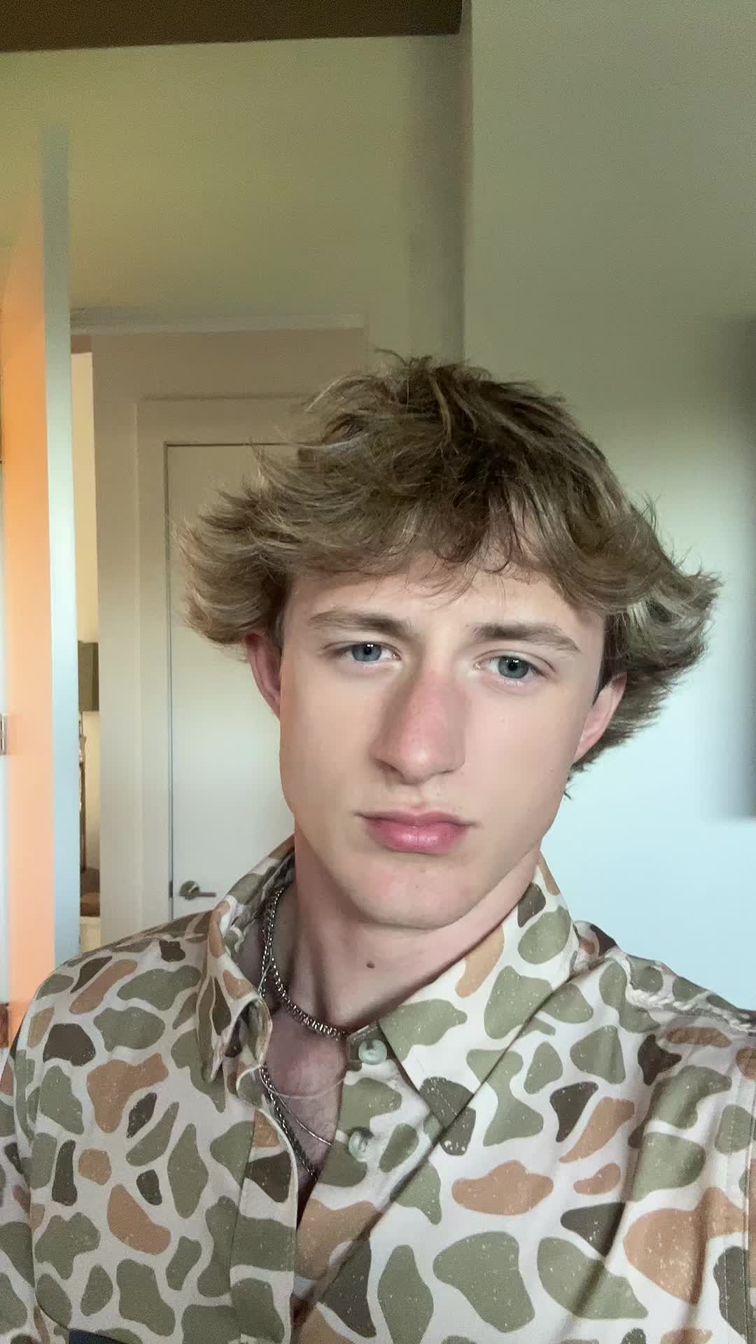 @𝒟𝓊𝒸𝓀𝓎 🐥