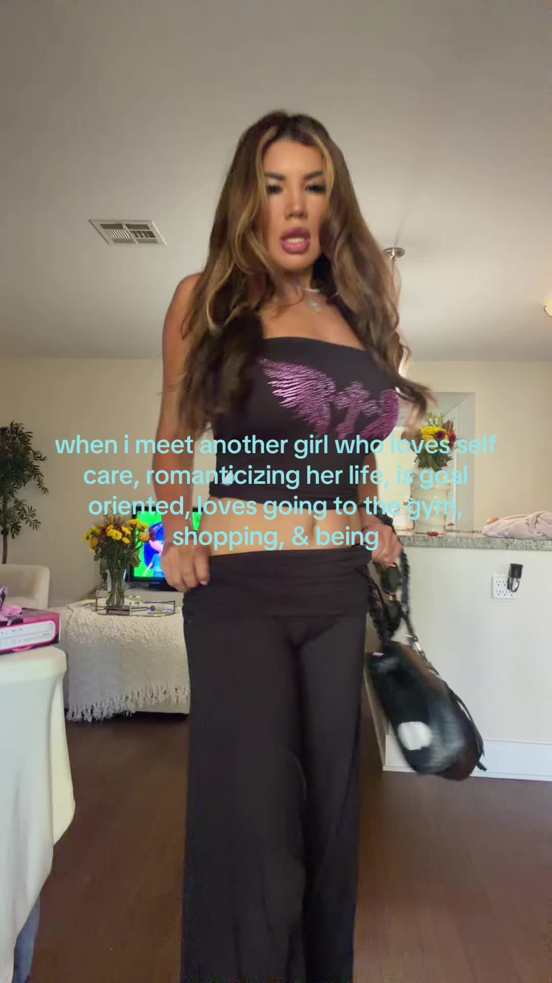 @Toomuchclass_