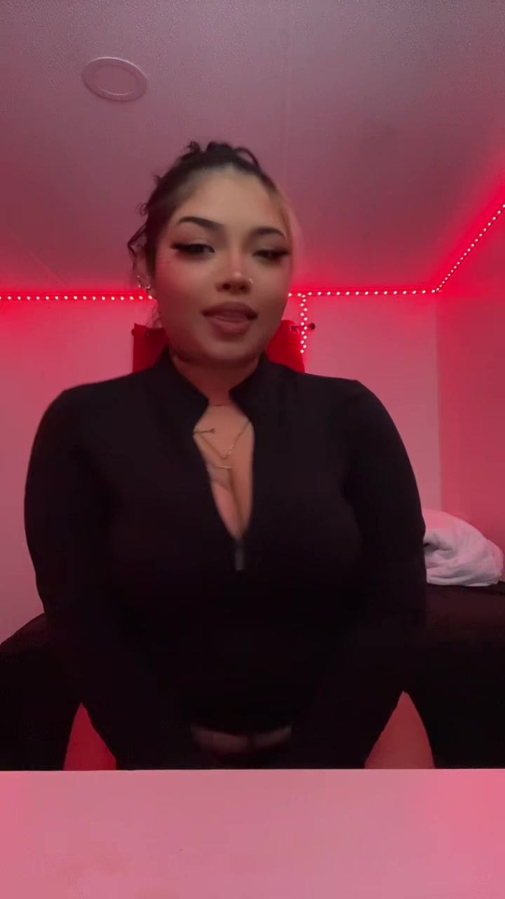 @️