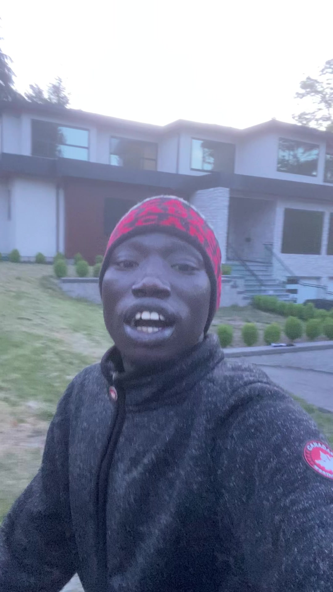 @Dani B 🇨🇦🇸🇸🇪🇹🇰🇪🍁✌️