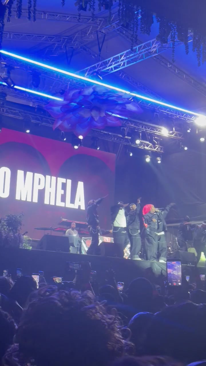 @Fefe Masigo🇿🇦