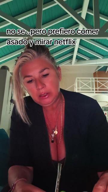 @perlaleonina