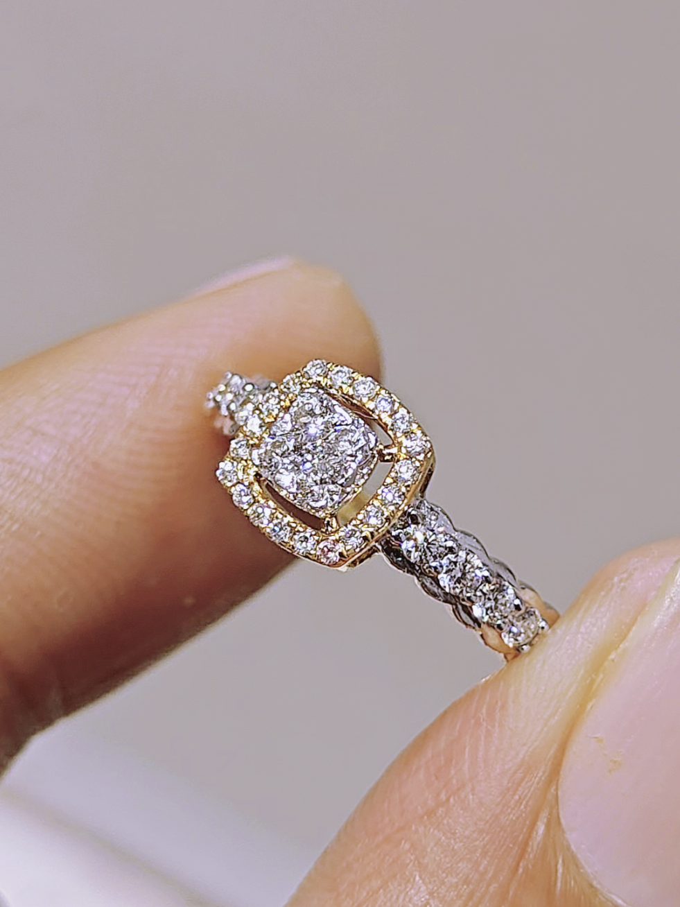 @AnandJewellers