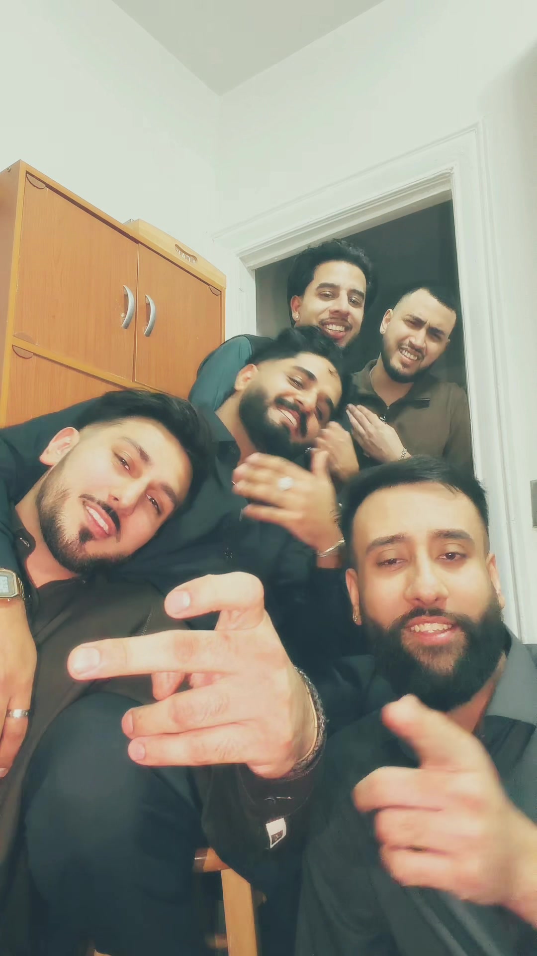 @teesmaaarkhan007