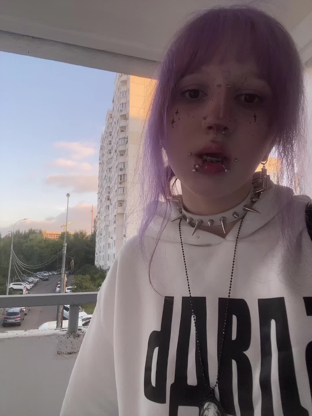 @s3Nyw3bS3x