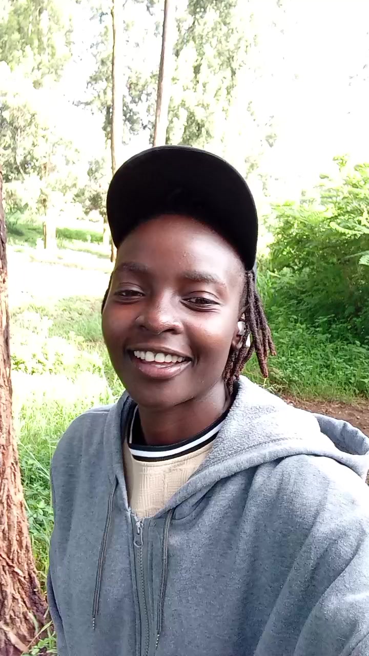 @emma Nyaks