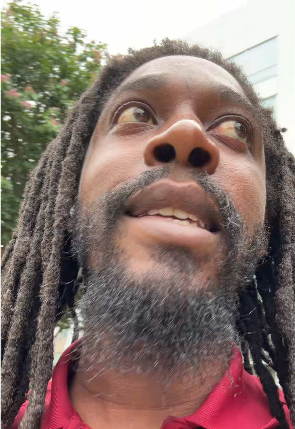 @EyezofChaz