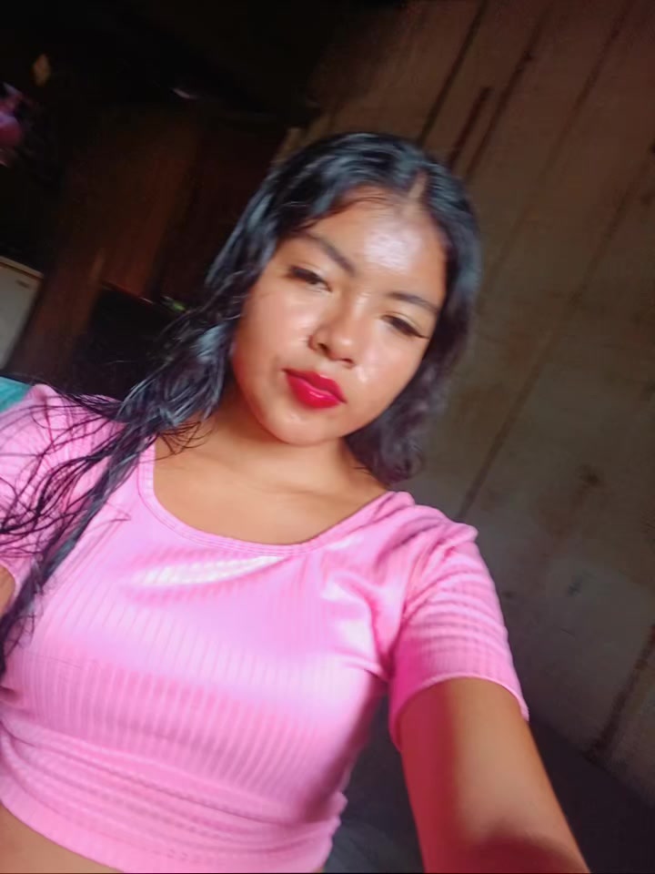 @Yoselin Estrada 💋🍒