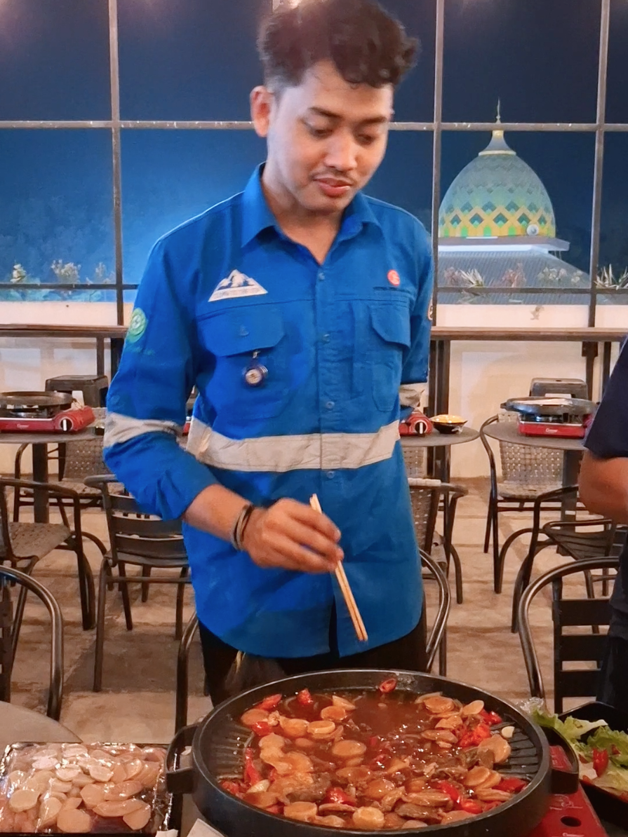 @Putraborneo30