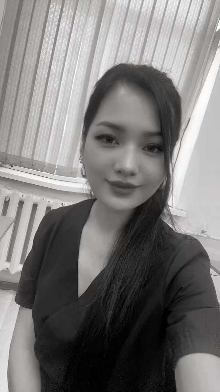@Maryia Zharilkap