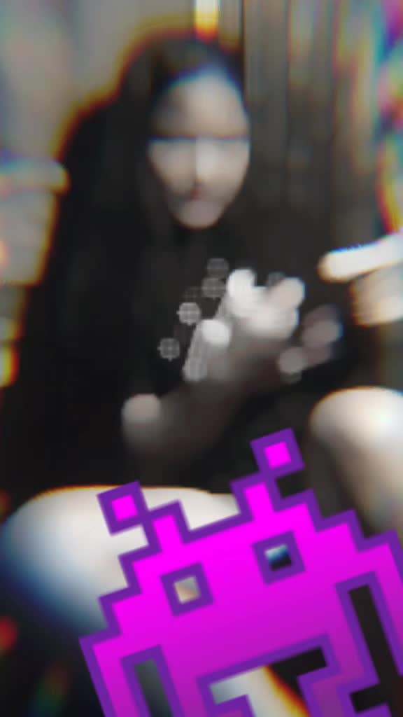 @yBàntìnàn