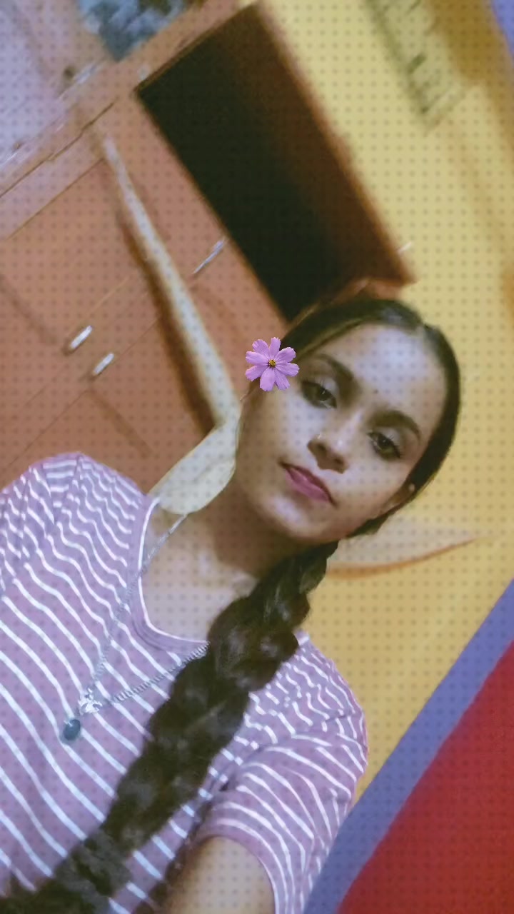 @😚👑🦋MiSsss🦋👑😚