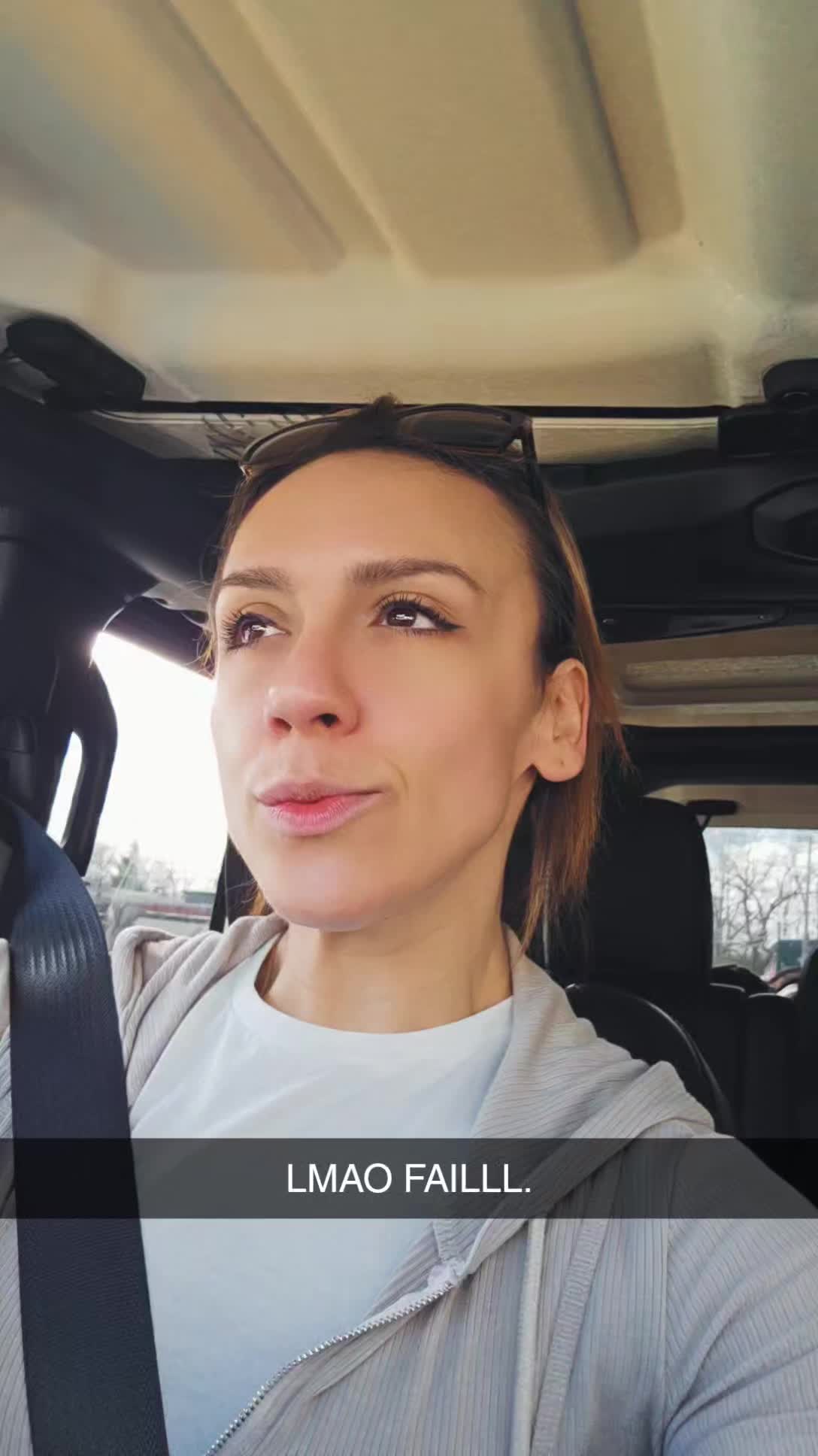 @numinous_nina