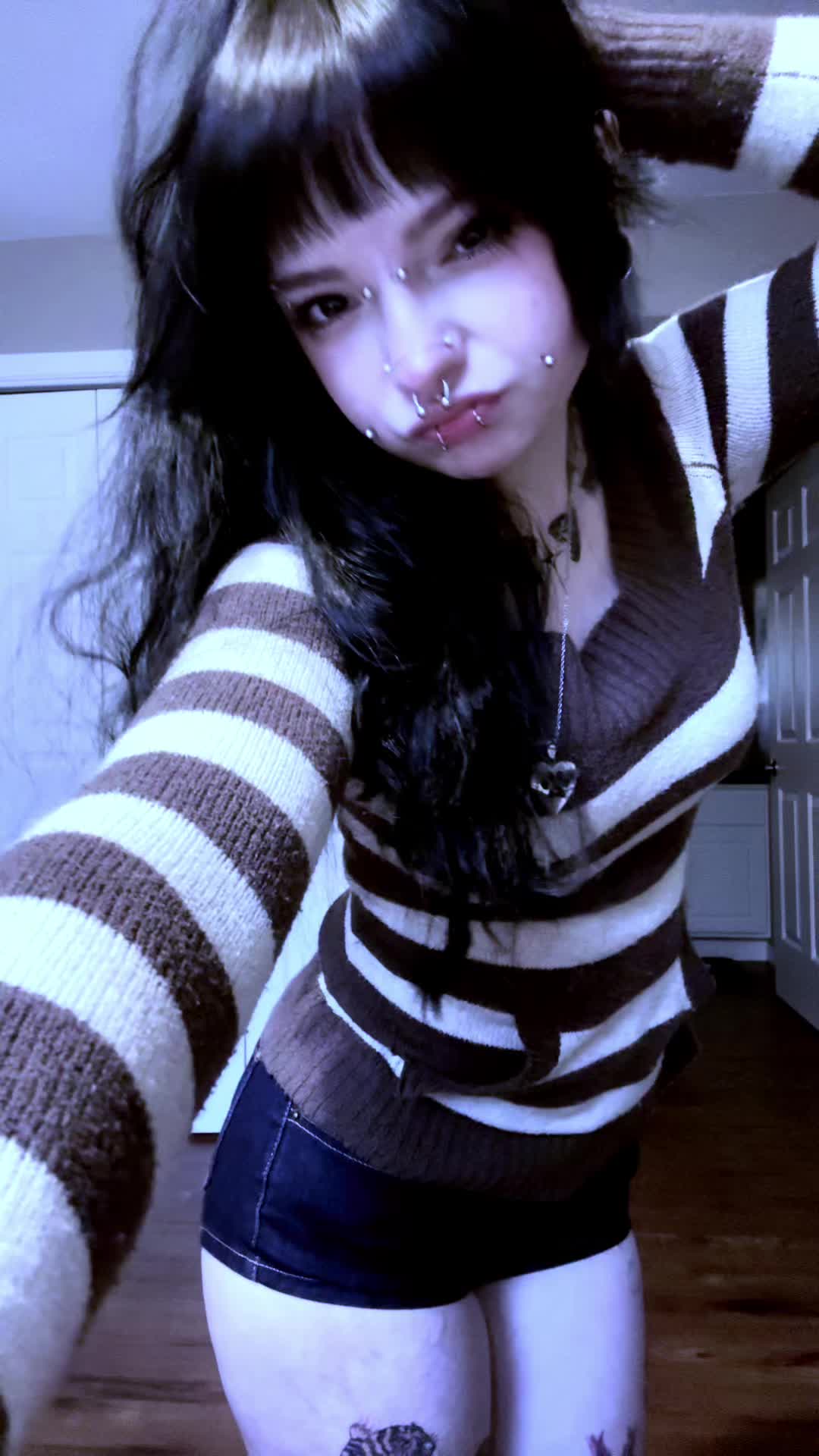 @c૮ ˙ Ⱉ ˙ ა