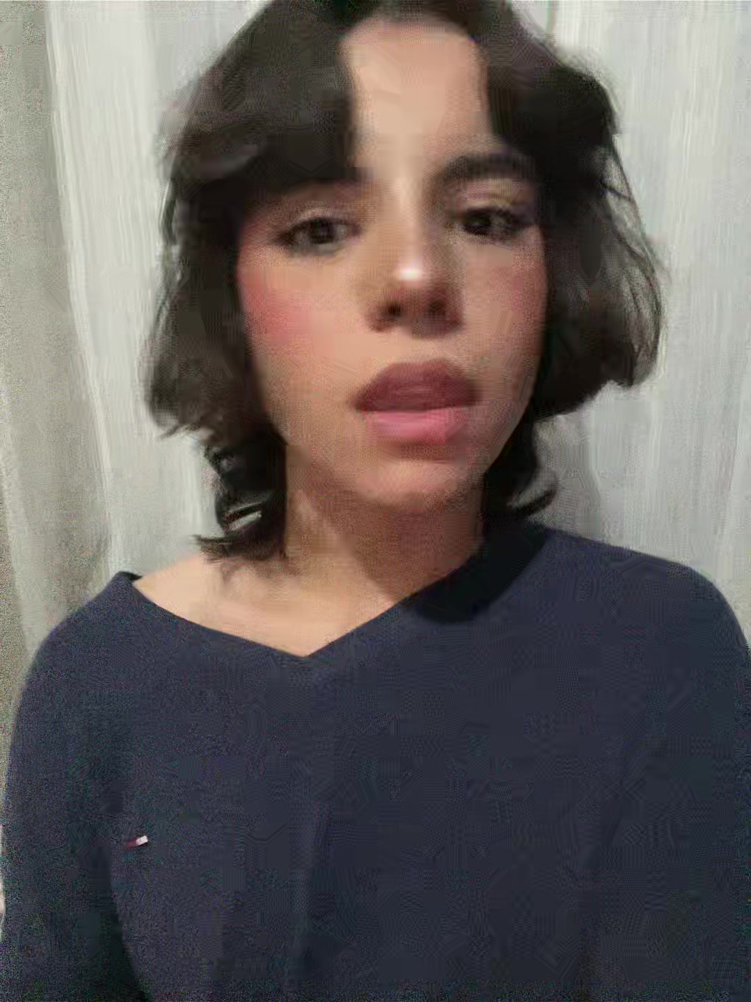 @bellafernanzs