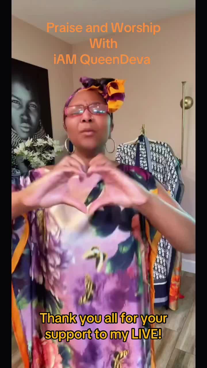 @iAM QueenDeva©️©️