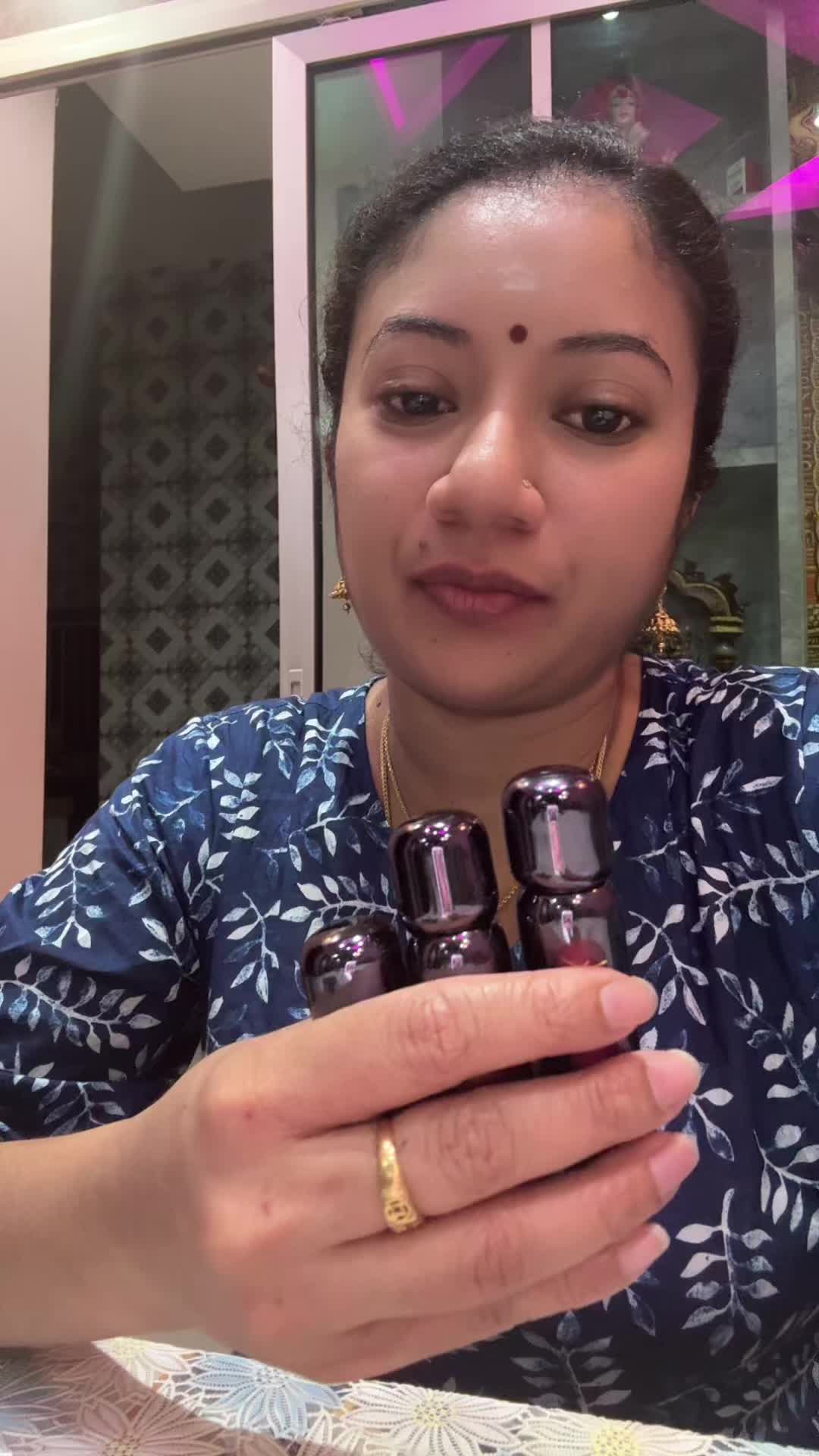 @Devisara