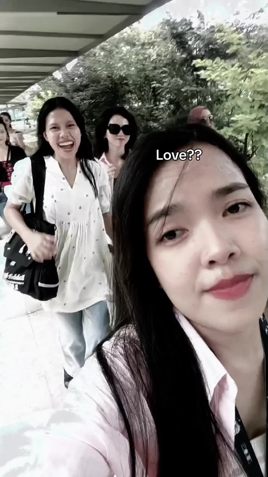 @𝘋𝘦𝘬𝘬 𝘋𝘪𝘯𝘰𝘭 😘🤪
