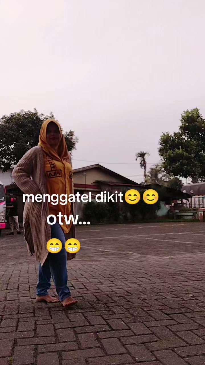 @Desyalif