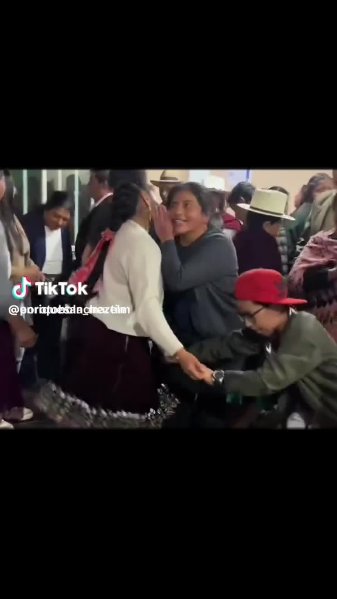 @Maria Cabrera